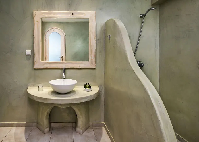 Thiranthemis (adults Only)