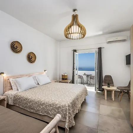 Thiranthemis (adults Only) * Fira (Santorini)